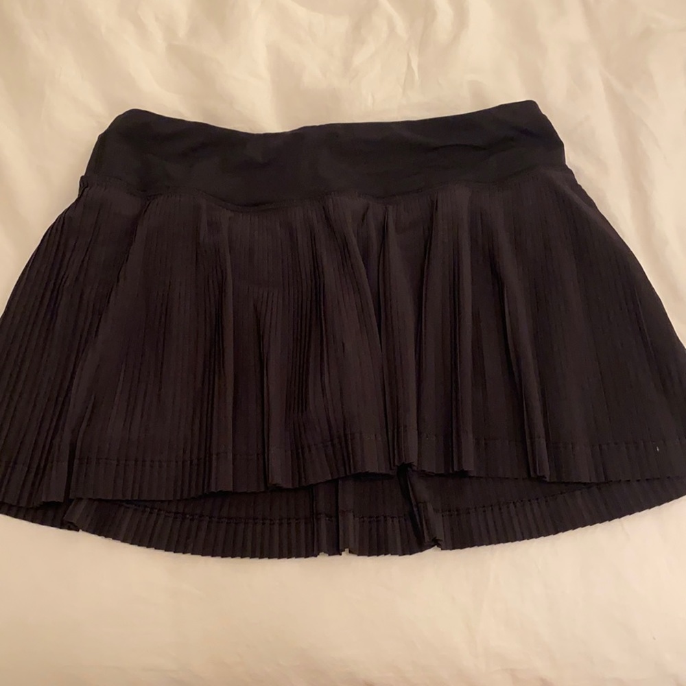 Size 6 lulu skirt!
